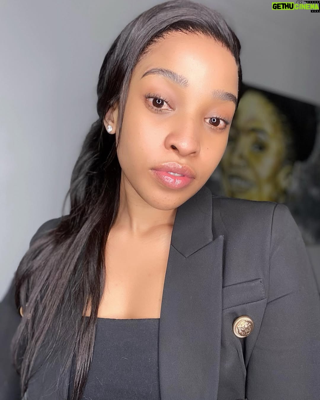 Cindy Mahlangu - 126.7K Likes - Hair: @essenixhair 💎