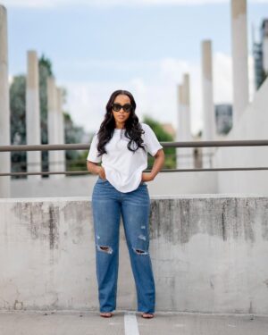 Cindy Mahlangu Instagram - 🖤💙🖤
@mrpfashion
#denimofyourlife #mrpricedenim