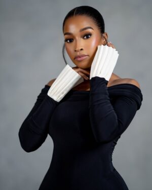Cindy Mahlangu Instagram - 21.11.24
Another year around the sun 🤍🎂