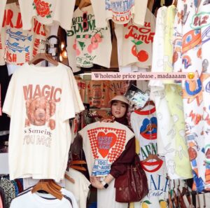 Citra Kirana Instagram - POV : 4 sisters vs. Chatuchak market 💥🛍️🥳