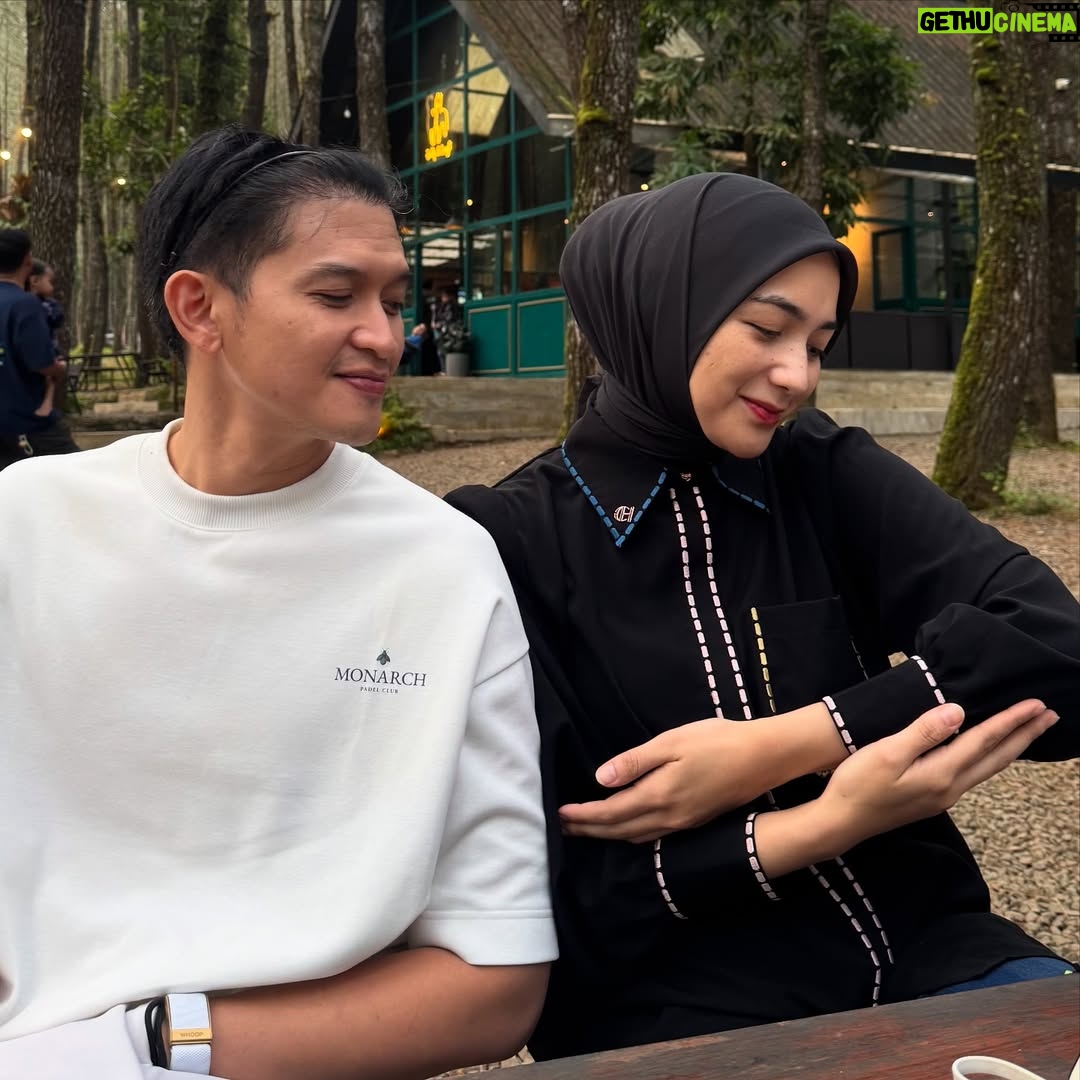 Citra Kirana - 123.2K Likes - Our family day story in 12 slides 📸💝