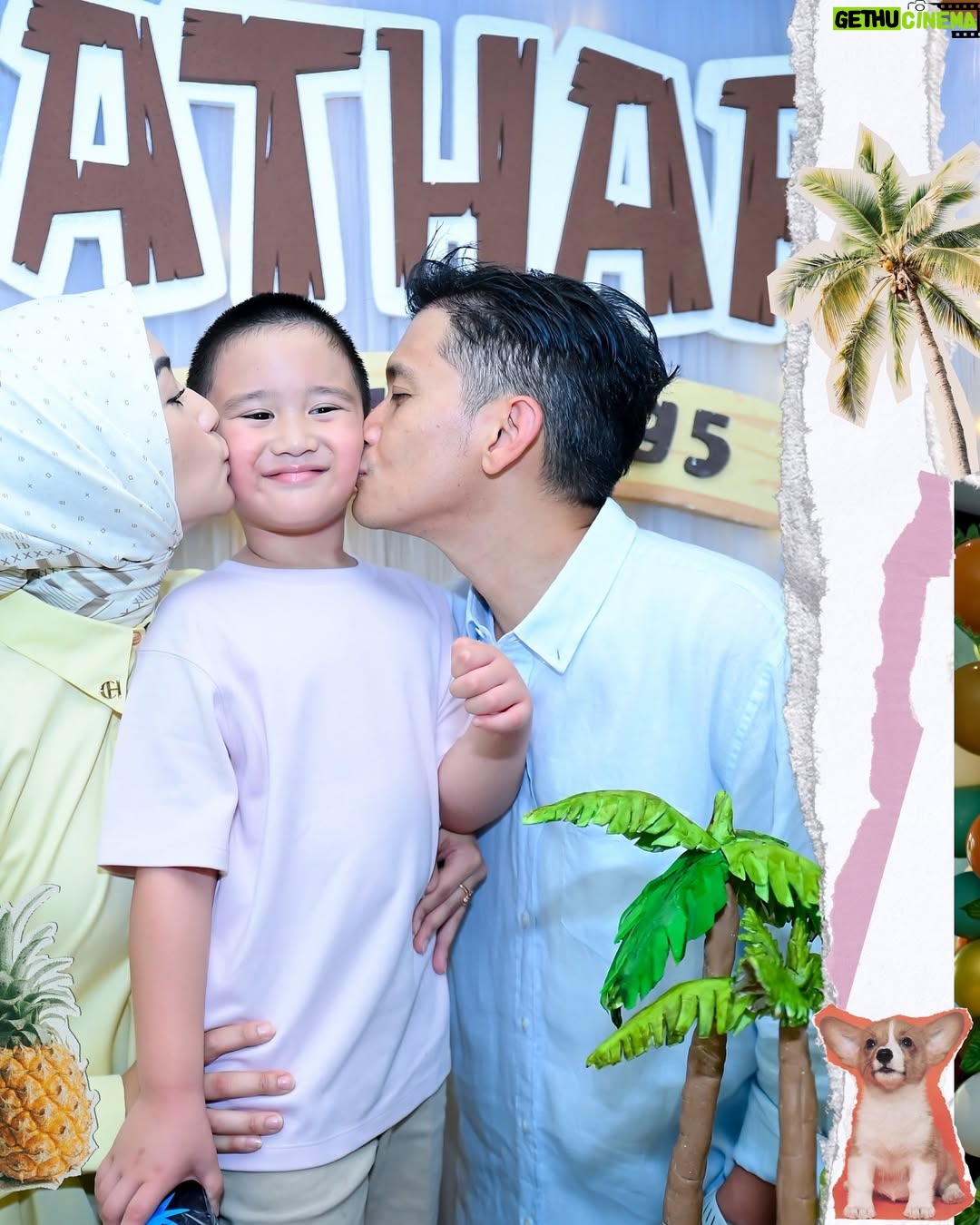 Citra Kirana - 49.2K Likes - A special day for Athar with his favorite giraffe and brontosaurus 🦕 
.
cake by @veroz_cakery ✨♥️ luvvvv
Backdrop by @thedesserttable.id