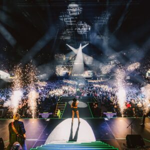Cris Morena Instagram - Les mostramos solo un poco de la FIESTA que fueron los dos primeros Movistar Arena en Argentina 🥹🇦🇷
✨2/9✨
Estamos increíblemente agradecidos con todos ustedes por permitirnos volver de esta manera a casa🫶🏻❤️
Nos vemos el 3 y el 4 de Septiembre en el Movistar Arena para seguir disfrutando juntos 🪩
ATENT@S! Mañana sale la preventa de:
29/9 BUENOS AIRES - MOVISTAR ARENA
7/11 SANTA FE - CLUB UNION
9/11 ROSARIO - METROPOLITANO
6/12 TUCUMAN - CENTRAL CORDOBA
13/12 CORDOBA - PLAZA DE LA MUSICA
🎫 BUENOS AIRES: Entradas a la venta el lunes 1/9 a las 16hs en www.movistararena.com.ar
🎫 INTERIOR:
TUCUMAN Y CORDOBA: Preventa Naranja X el lunes 1/9 a las 12hs.
Venta general el martes 2/9 a las 12hs. Por @mundoticket_
ROSARIO: Preventa Naranja X el lunes 1/9 a las 12hs. Venta general el martes 2/9 a las 12hs. Por @turboentrada
SANTA FE: Preventa Naranja X el Miércoles 3/9 a las 12hs.
Venta general el Jueves 4/9 a las 12hs. Por @mundoticket_
Cami, Benja y Feli🫶🏻
📸 @chuleval SIEMPRE
#errewaytour2025 #camibordonaba #benjarojas #felipecolombo #erreway