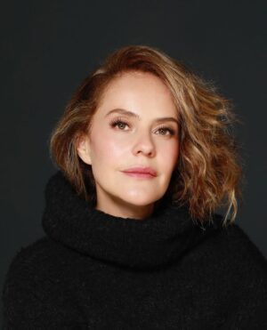 Cristina Umaña Instagram - 🎬✨ En #TramaFest2025 tenemos el honor de recibir a una de las actrices más grandiosas de Colombia: Cristina Umaña, nuestra Invitada Especial 🌟
Desde que debutó en la pantalla chica en los 90, Cristina ha dejado huella con personajes que marcaron generaciones. ¿Te suenan Paquita Gallego o La mujer del presidente? 🔥 Pues ella es la mente y el talento detrás de esos papeles inolvidables.
Con una carrera que abarca cine, teatro y televisión, Cristina ha brillado dentro y fuera del país en producciones como:
📺 Narcos
🎭 Distrito Salvaje
🎞️ Noticia de un secuestro
📽️ Los iniciados
…y muchas más en Netflix, HBO, Prime Video y Paramount .
Ganadora de múltiples premios, incluyendo un Platino en 2023.
💬 ¿Quieres conocer más sobre su historia, su fuerza y su visión del cine colombiano? Entonces no te la puedes perder en Trama Fest 2025.
🙏 Gracias a la @academiacolcine y @elkin.zair por su apoyo y acompañamiento para hacer posible la presencia de esta invitada que nos inspira 😍🥰