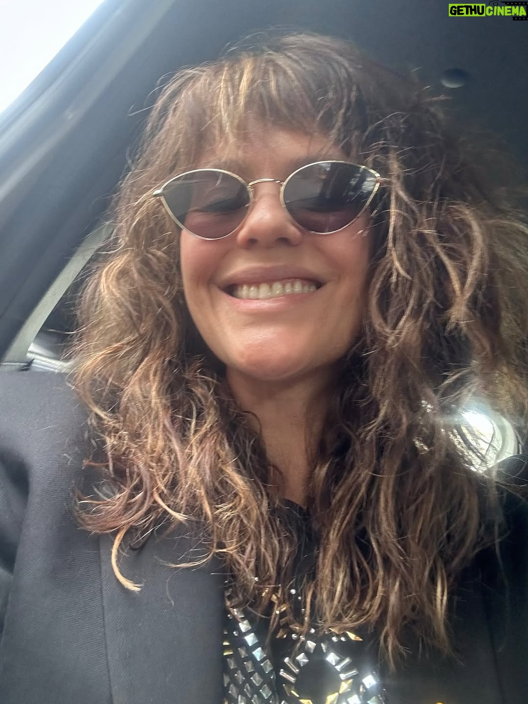 Cristina Umaña - 3 Likes - Look nuevo, personaje nuevo 🥳🎊💥

Buenos díasssss