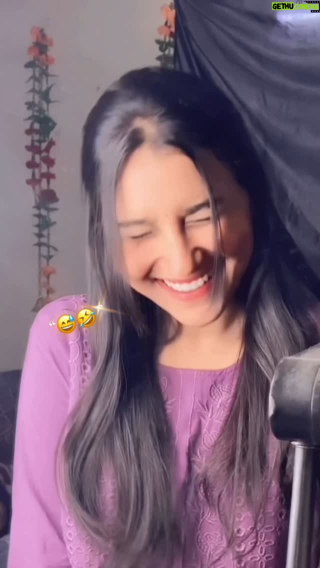 Cute Sona - 120.2K Likes - Or meri yaddash chli gyi h🤣 #reels #reelsinstagram #funny #explorepage✨ #comdey #khushboofam #reelsfeelit #funnyvideos