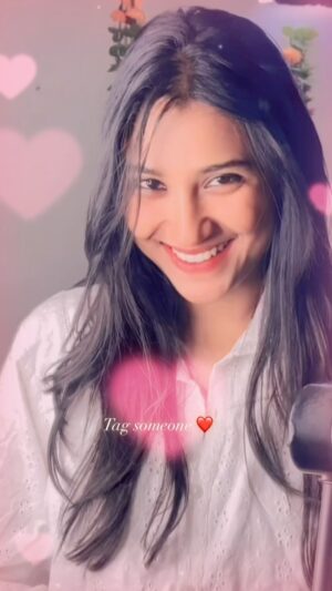 Cute Sona Instagram - Suno bahut bimar hu yaar❤️💯 #reels #reelsinstagram #love #explorepage✨ #khushboofam #someone #reelsfeelit