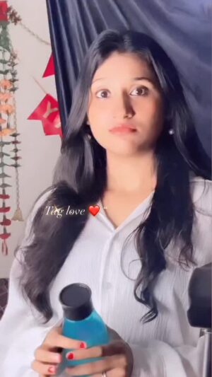 Cute Sona Instagram - Paani pi lo😤 #reels #love #reelsindiaofficial #reelskarofeelkaro #someone #reelsfeelit #followforfollowback #
