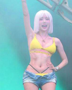 DJ SODA Instagram - 오늘 밤 9시 시흥 웨이브파크에서 만나요~🚿💦💙💛
📸 @_____.parksungki