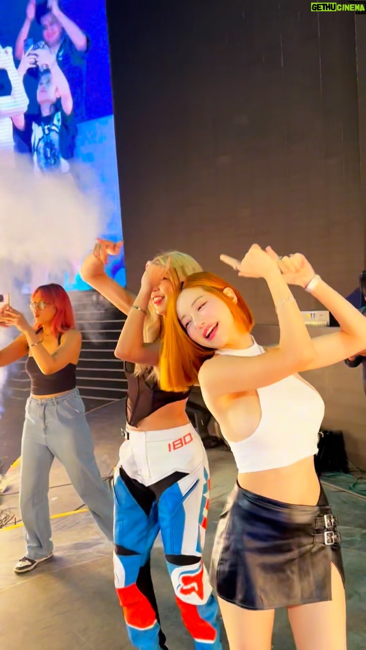 DJ SODA - 47.9K Likes - Shooting Sky Yeee with my Sayang Besti 👯‍♀️🔫❤️‍🔥