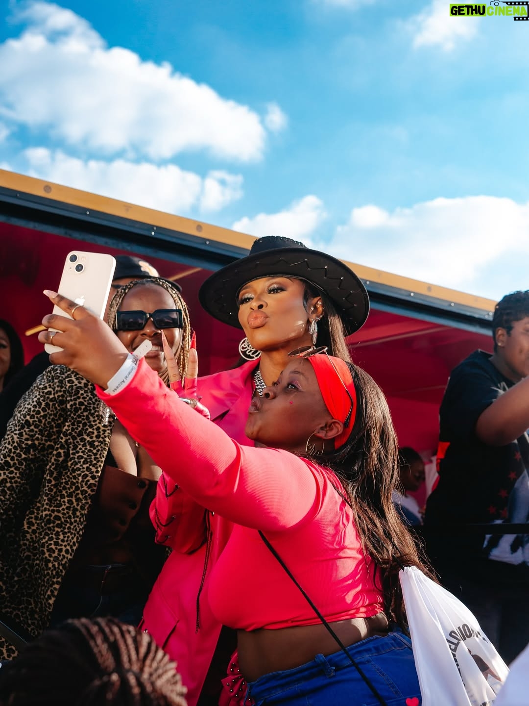 DJ Zinhle - 40.7K Likes - The one and only, serving us women’s day all day #zeenationfest2025💕