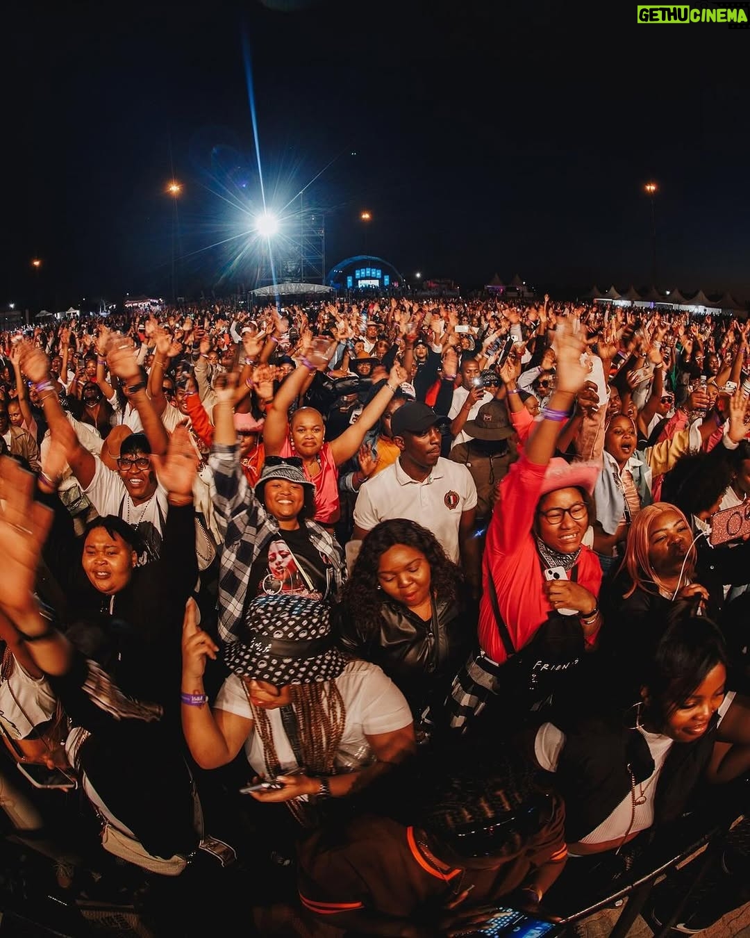 DJ Zinhle - 150.4K Likes - Hey Bestie…. 🥹🥹🥹🥹🥹🥹
You really are my bestie! I am so grateful for your faith in me… WE DID IT BESTIE, thank you so much for showing up for me yesterday. I love you. 🙏🏾
See you next year.