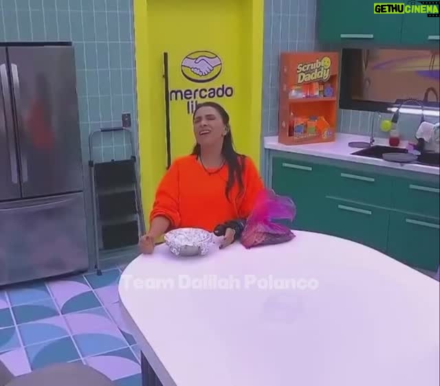 Dalilah Polanco - 7.8K Likes - This is el verdadero roloón, Dal nos dio canto, ranchera e inglés 🤪

#TeamDalilahPolanco #teamdalilah #dalilahpolanco #dalilah #lcdlf #lcdlfmx #lacasadelosfamosos

Este contenido es propiedad de “La Casa de los Famosos” y sus respectivos titulares. Se utiliza con fines informativos y de entretenimiento sin intención de infringir derechos. Todo el crédito a sus creadores y participantes.