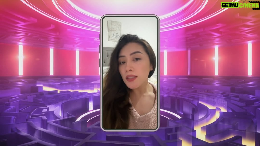Dalilah Polanco - 11.3K Likes - ¡Qué stooooongeeeer! Mis habitantes @elguana @yosoyshiky @polancodalilah @aaronmercury responden FUERTES preguntas del público EN VIVO

Si quieres ver el momento completo, SUSCRÍBETE AHORA a @ViX y disfruta sin interrupciones el 24/7🔥
#LaCasaDeLosFamososMx disponible también en #LasEstrellas y #Canal5