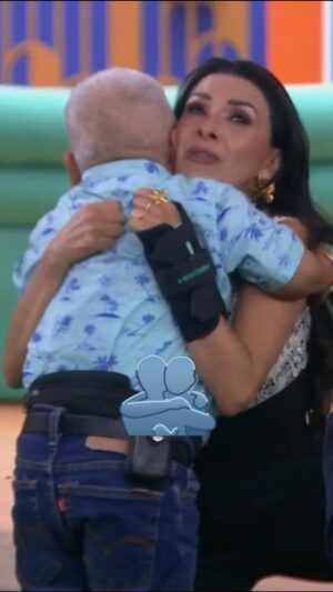 Dalilah Polanco Instagram - La emotiva despedida de los papƔs de @el_abelito_oficial tras su visita a la casa.
Si quieres ver el momento COMPLETO, suscrĆbete ya a @vix y no te pierdas de nada con el 24/7 š„
#LaCasaDeLosFamososMx, rumbo a la final, disponible tambiƩn en #LasEstrellas y #Canal5.