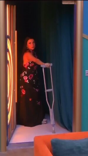 Dalilah Polanco Instagram - DespuĆ©s de una semana de emociones intensa, gracias por sus votos, por mantenerme en la casa donde cada dĆa lo vivirĆ© con el corazón ā¤ļø
#TeamDalilah 𤪠#NoMeFunien #ChingazoDeBesos
#LaCasaDeLosFamososMx
#TodaCDPelucheconDalilah