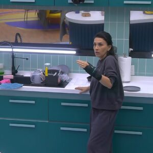 Dalilah Polanco Instagram - @polancodalilah confiesa la experiencia traumÔtica que marcó su vida y su deseo de no tener hijas
Si quieres ver el momento COMPLETO, suscrĆbete ya a @vix y no te pierdas de nada con el 24/7 š„
#LaCasaDeLosFamososMx, rumbo a la final, disponible tambiƩn en #LasEstrellas y #Canal5