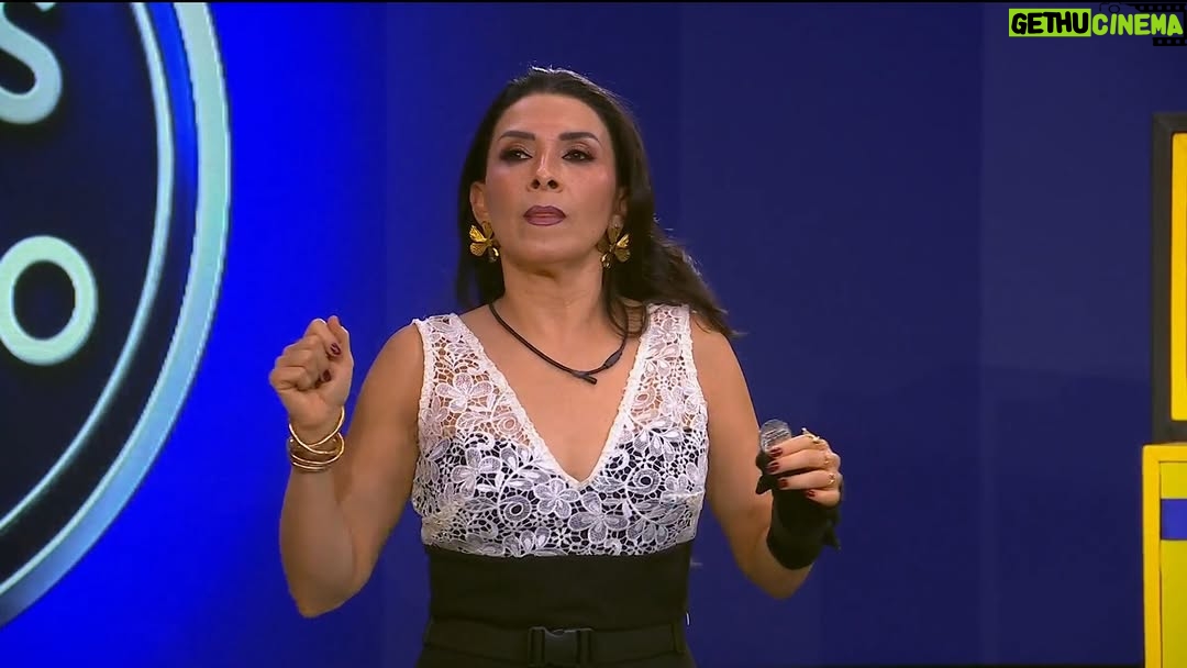 Dalilah Polanco - 17.9K Likes - @polancodalilah gana 50 mil pesos en las cajas del destino 

Si quieres ver el momento COMPLETO, suscríbete ya a @vix y no te pierdas de nada con el 24/7 🔥

#LaCasaDeLosFamososMx, rumbo a la final, disponible también en #LasEstrellas y #Canal5