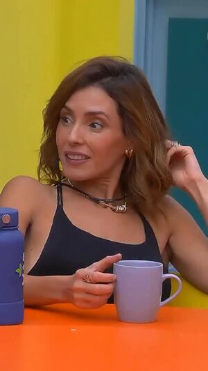 Dalilah Polanco Instagram - Entre @ninelconde y @marianabotasl esto responde @polancodalilah š«¢
Si quieres ver el momento COMPLETO, suscrĆbete ya a @vix y no te pierdas de nada con el 24/7 š„
#LaCasaDeLosFamososMx rumbo a la final, disponible tambiƩn en #LasEstrellas y #Canal5