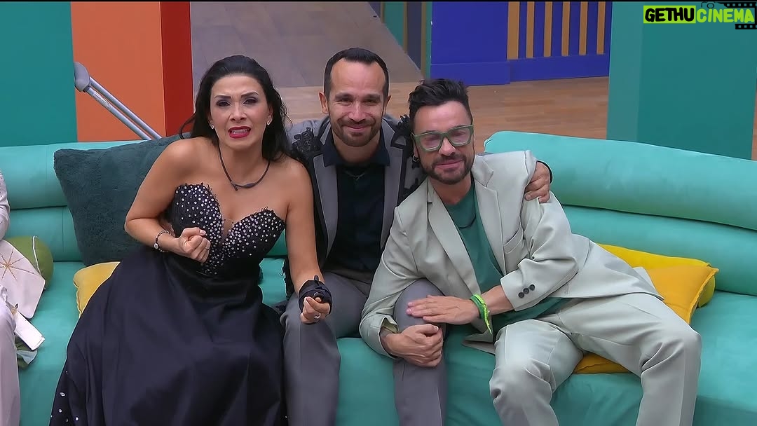 Dalilah Polanco - 13.7K Likes - @polancodalilah, @elguana y @yosoyshiky reciben palabras de aliento de su familia antes de saber quién de ellos quedará eliminado 

Si quieres ver el momento completo, SUSCRÍBETE AHORA a @ViX y disfruta sin interrupciones el 24/7🔥
#LaCasaDeLosFamososMx disponible también en #LasEstrellas y #Canal5