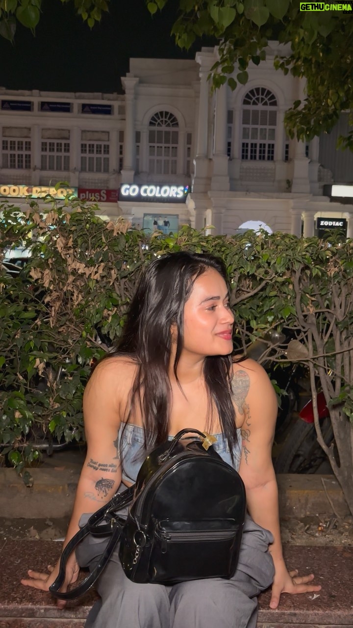 Damini Chauhan - 3 Likes - ❤️