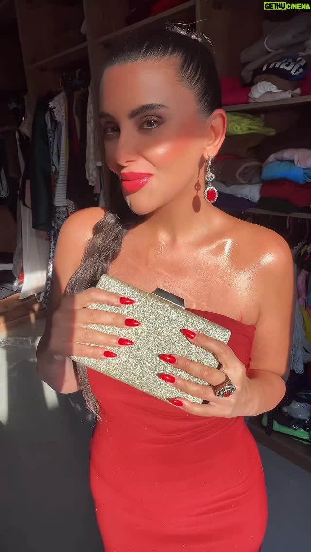 Dana Hamdan - 1.2K Likes - #story #storytelling  #beauty  #fashion #egypt #fyp #saudi #dana_hamdan #دانا_حمدان #jordan #iraq #مصر #qatar #uae #dubai #abudhabi #kuwait #morroco #jordan #lebanon #syria
