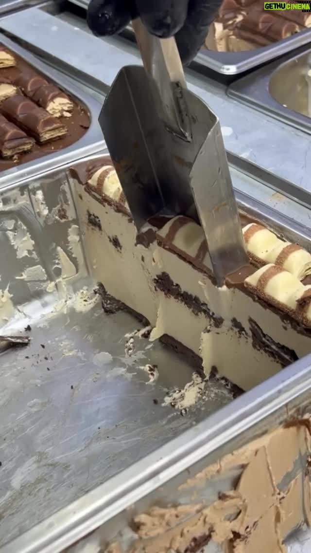 Dana Hamdan - 1.2K Likes - #icecream🍦 #dessert #egypt #fyp #saudi #dana_hamdan #دانا_حمدان #jordan #iraq #مصر #qatar #uae #dubai #kuwait #lebanon #syria #morroco