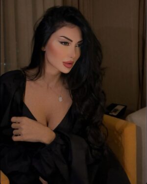 Dana Jabr Instagram - Makeup by @3hamv