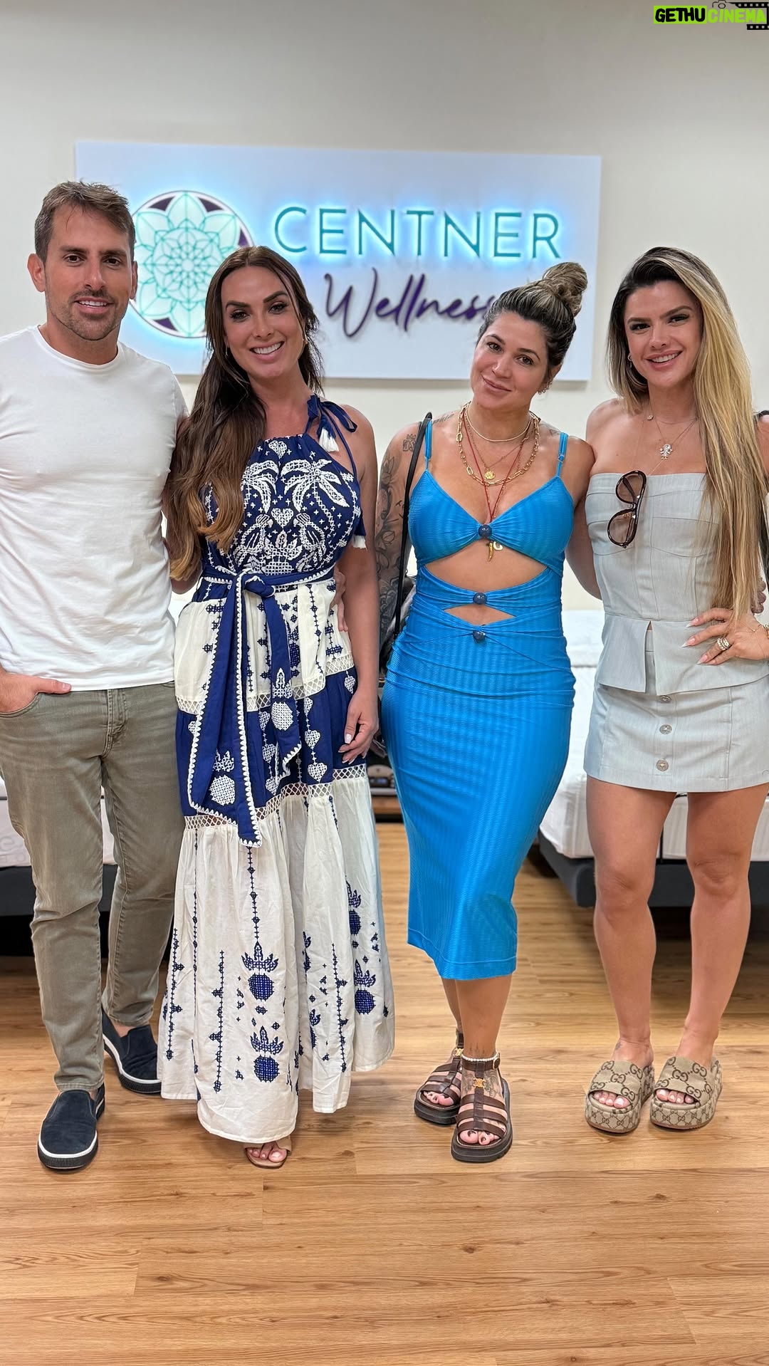 Danielle Souza - 94.8K Likes - Hoje nós tivemos uma experiência transformadora no @centnerwellness ! Com três unidades em Miami, o Centner é o destino mais exclusivo para quem busca saúde e longevidade, especialmente CEOs, empresários e pessoas que lidam com altos níveis de estresse e valorizam a qualidade de vida. Em um ambiente de luxo impecável, tivemos acesso às tecnologias mais avançadas para otimizar a saúde: tratamentos focados em detoxificação, regeneração celular, redução de estresse, aprimoramento cognitivo e muito mais.

Guiados por uma equipe de especialistas e médicos altamente qualificados, fomos imersos em um programa de cuidados personalizados, ideal para alcançar nosso máximo potencial de bem-estar e vitalidade. O Centner Wellness é a escolha definitiva para quem deseja investir na saúde de forma única e transformadora. 

#CentnerWellness #QualidadeDeVida #LongevidadeExclusiva