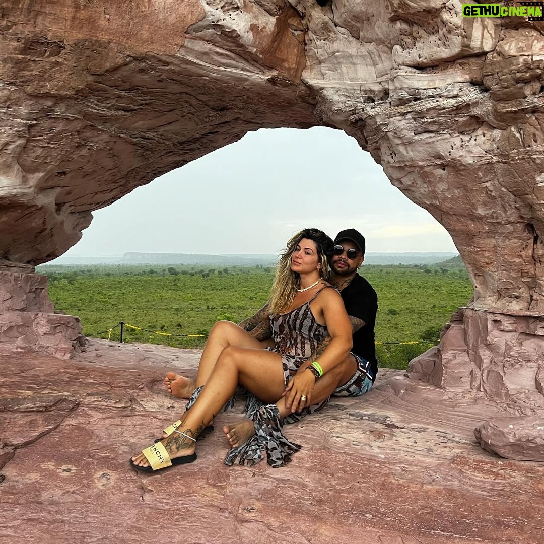 Danielle Souza - 32K Likes - Fazia um tempão  que não viajamos sem as crianças! A viagem foi incrível! Curtimos muito, amigos maravilhosos, boas risadas e muita aventura com os amigos do @jalapao100limites