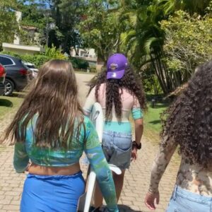 Danielle Souza Instagram - 11 anos das gêmeas mais lindas do mundo!🩷
Sempre tive o sonho de ser mãe de um menino e gêmeas, Deus me concedeu muito mais do que sonhei. As minhas filhas são as meninas mais amorosas, educadas, solícitas, lindas, respeitosas e inteligentes que eu conheço! Eu me orgulho cada dia mais e sempre vou proporcionar o melhor para elas, vou fazer o que estiver e o que não estiver no meu alcance. A mamãe ama vocês do fundo do coração! VIVA SOPHIA E RAFA✨✨✨