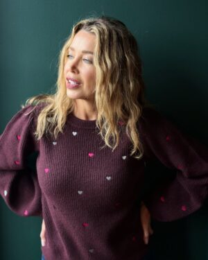 Dannii Minogue Instagram - Sweater weather 🍂