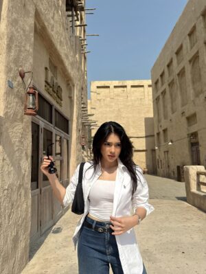 Davina Karamoy Instagram - 🇦🇪🤍