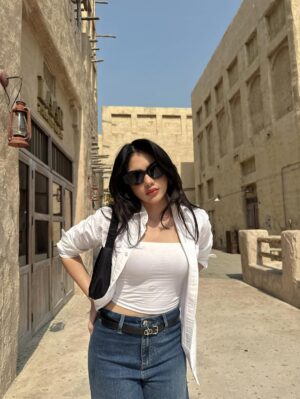 Davina Karamoy Instagram - 🇦🇪🤍