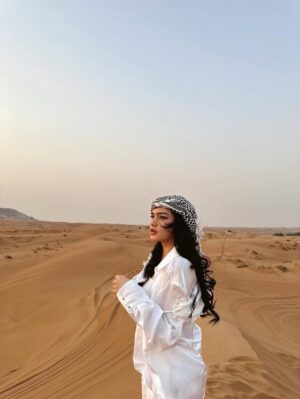 Davina Karamoy Instagram - 🇦🇪🤍