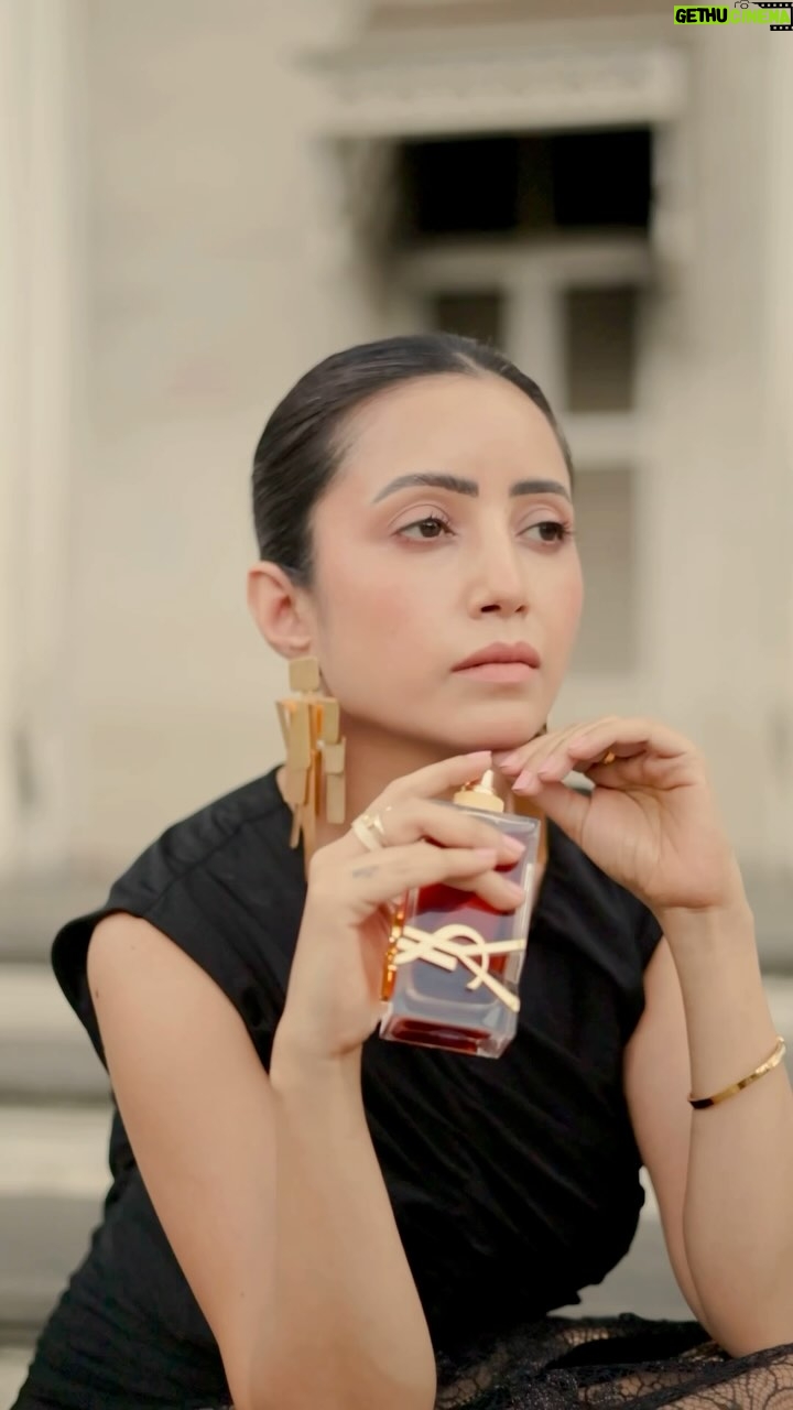 Debashree Biswas - 44.1K Likes - Luxe & Love

Deets

Outfit & Bag @zabellaofficial 
Fragrance @ysl 

#LuxuryFashion #LuxenLove #LuxuryFragrance #YSL #YSLBeauty