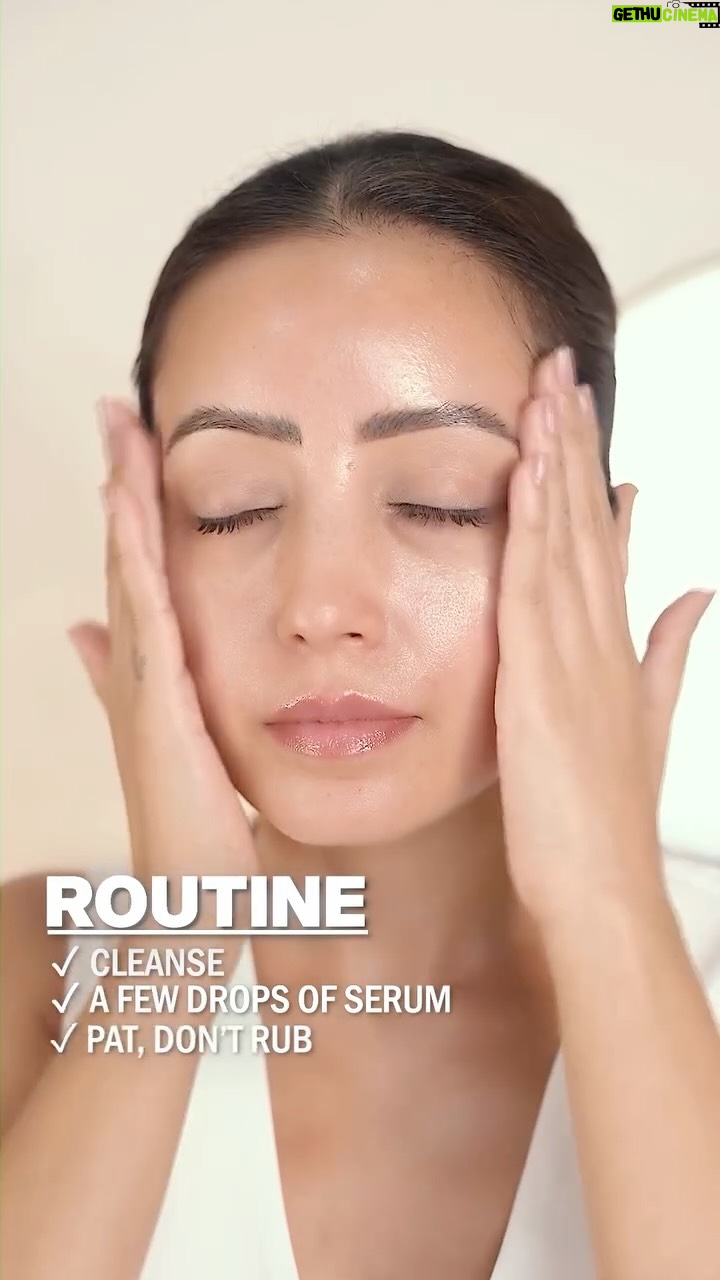 Debashree Biswas - 51.3K Likes - Sun damage and dark spots? 

Been there. ✨ Traveling and long hours in the sun left my skin dull and uneven, but the Lakme Perfect Skin Radiance Serum changed the game! With 98% pure Niacinamide, it fades dark spots, brightens, and keeps my skin glowing. 

If pigmentation is your struggle too, this might be your glow-up in a bottle! ✨
[ LakmeSkinRadiance | GlowWithNiacinamide | Lakme | Darkspots | Pigmentation | AD ]