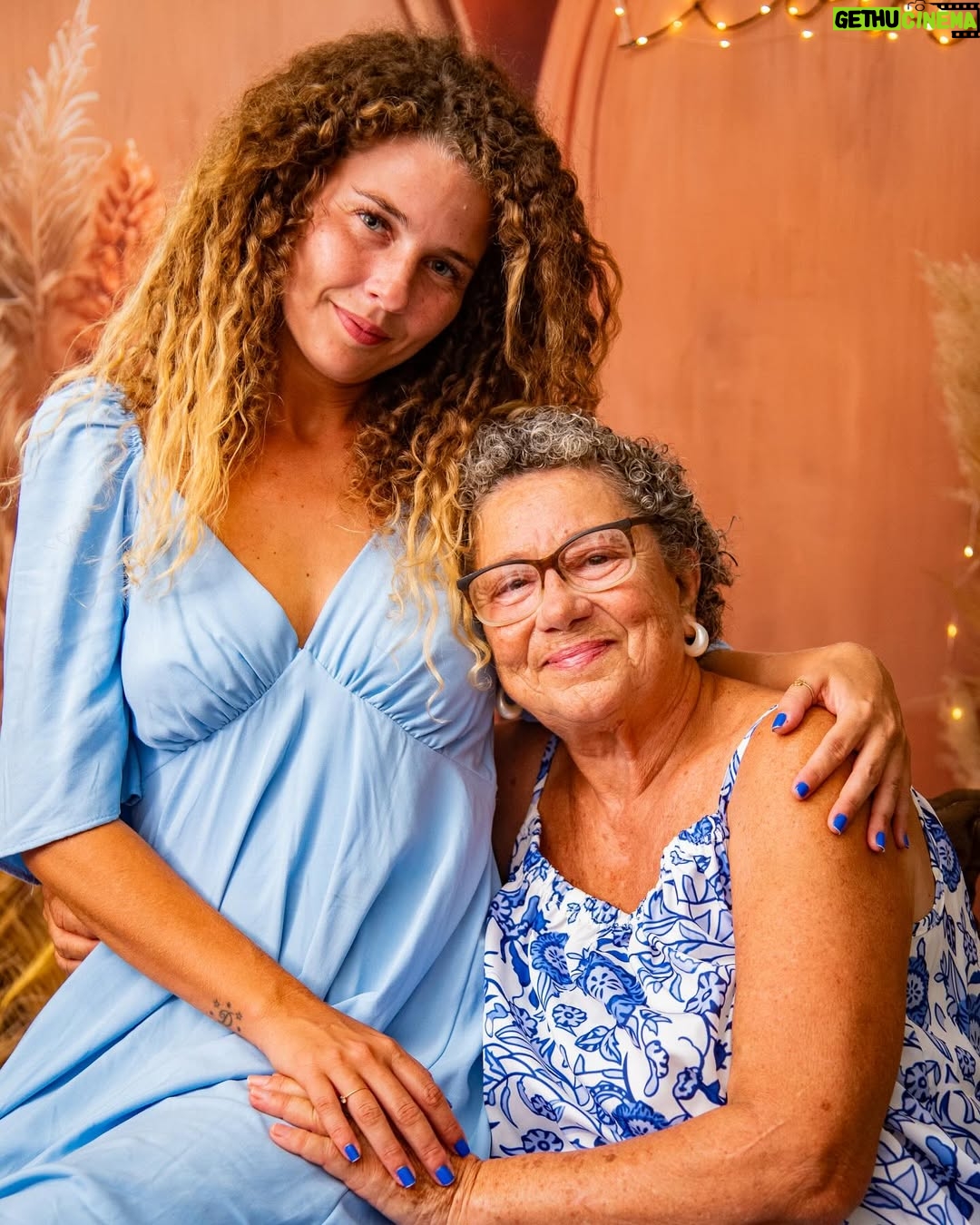 Debby Lagranha - 3K Likes - Ela é sinônimo de força, de amor e esperança. Por sorte, é minha mãe. 
E hoje o dia é dessa rainha ! 

Obrigada pela vida, pela dedicação, por todos os ensinamentos e oportunidades. 
Obrigada pelo zêlo, pelo carinho e acima de tudo pela entrega diária! 
Você é inspiração… principalmente quando o assunto é energia.
E é isso que eu peço a Deus. 
Que lhe dê muitaaaa saúde , pra você conseguir correr atrás de tudo e todos e realizar seus sonhos! 
Feliz vida, 
Te amo ❤️ 

📸: @dressaclsfotografia (como sempre eternizando nossos momentos )