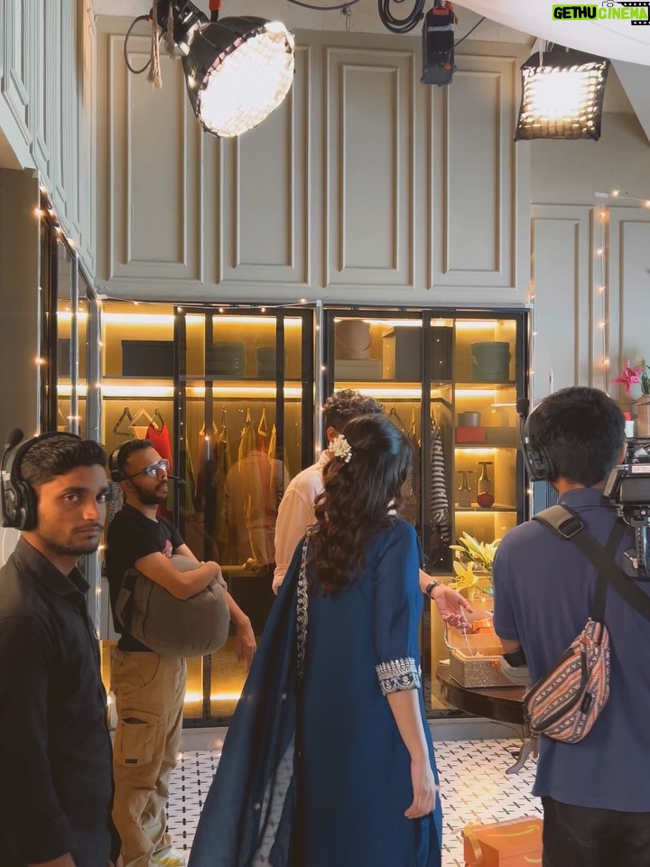 Deeksha Khurana - 19K Likes - A quick in and out to Mumbai for a shoot with @amazonfashionin , love work days like this 🤍