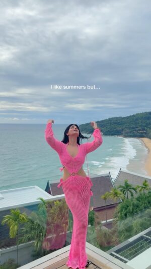Deeksha Khurana Instagram - Pahado me jo sukoon hai 🤌🏻 🏔️
