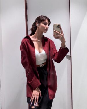 Deeksha Singh Instagram - Letās do a Jacket runway showāØš