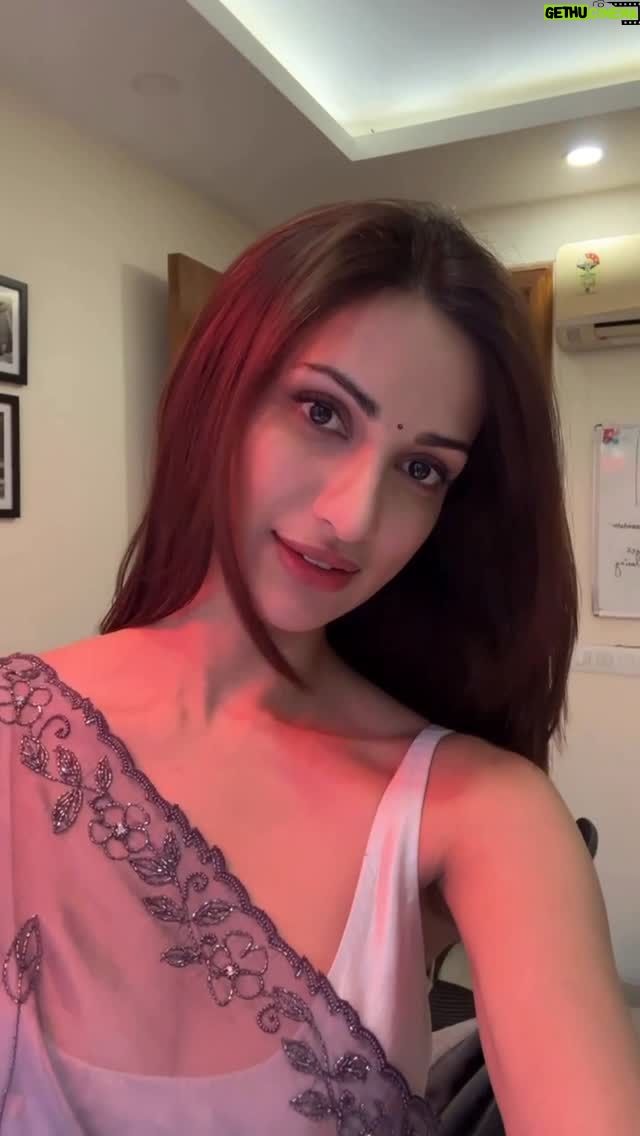 Deeksha Singh - 10.5K Likes - I soul you 🕊️✨