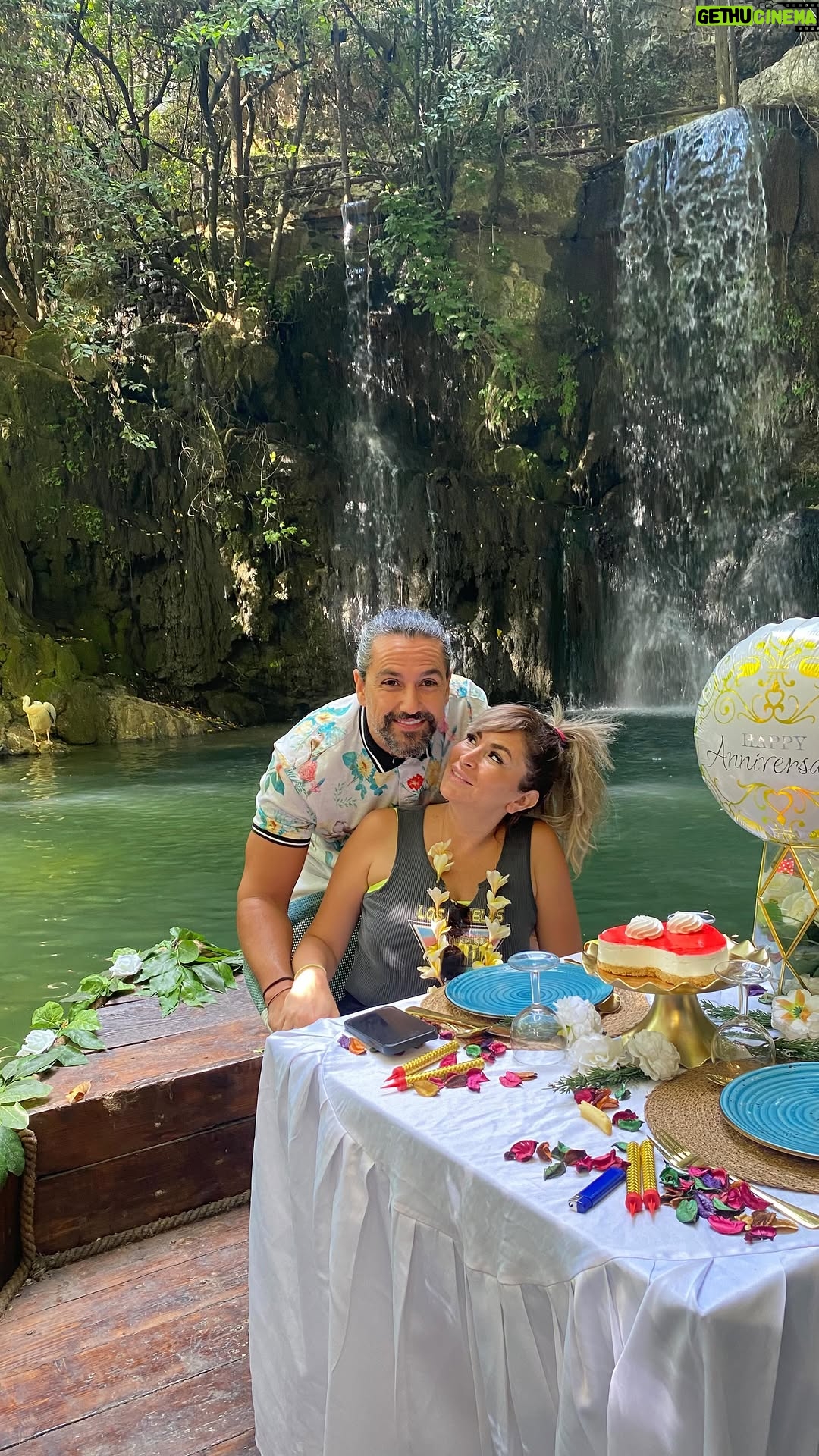 Deema Bayyaa - 22.4K Likes - Simply perfect 🤩 
In love ❤️❤️❤️❤️ @ahmadalhelo11 
@shallalat_al_zarka 
Amazing place and delicious food 😍
#deemabayyaa #lebanon #vacation #love #peace 
#ديما_بياعة #لبنان #حب #حياة