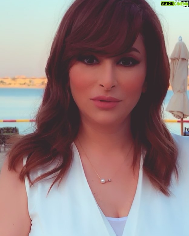 Deema Bayyaa - 32.2K Likes - كونوا معنا في اول معرض تشكيلي لدعم مرضى السرطان 
في ٢٢ ابريل من الساعة ٧ مساء إلى ١١ 
و ٢٣ ابريل من الساعة ١١ صباحآ إلى ١٠ مساء
في قاعة فندق غراند ميللينيوم الخليج التجاري دبي 
@cancersurvivorsuae5 
@mayabarakat1 
You are braver than you believe, stronger than you seem, smarter than you think, and twice as beautiful as you'd ever imagined
@cancersurvivorsuae5 
#survivors #survivors_artexhibition
#cancersurvivors #positive-vibes 
#charity #dubai #deemabayyaa 
#دبي #دعم #مرضى_السرطان #معرض #عام_التسامح #ديما_بياعة