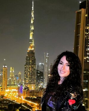 Deema Bayyaa Instagram - My one and only and I ❤️@ahmadalhelo11 
#deemabayyaa #love #hubby #burjkhalifa #dubai #mydubai 
#ديمابياعة #ديما_بياعة 
#حب #دبي #برج_خليفة