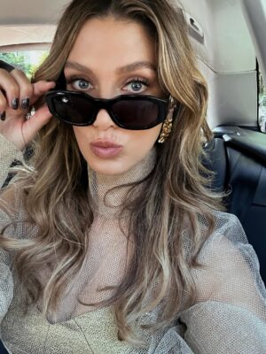 Delta Goodrem Instagram - London journal part 2.! 🫶🏻🙏🏼🙌🏻