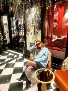 Actress Delta Goodrem HD Photos and Wallpapers June 2025