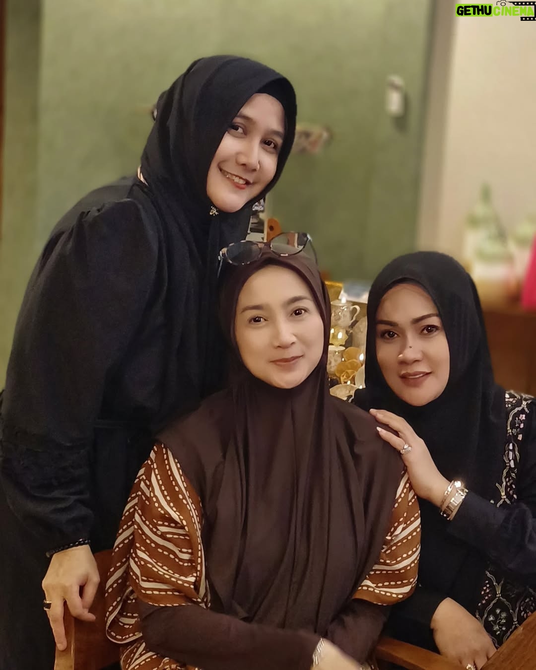 Desy Ratnasari - 32.5K Likes - Alhamdulillah….Maa syaa Allah….🫶🏻