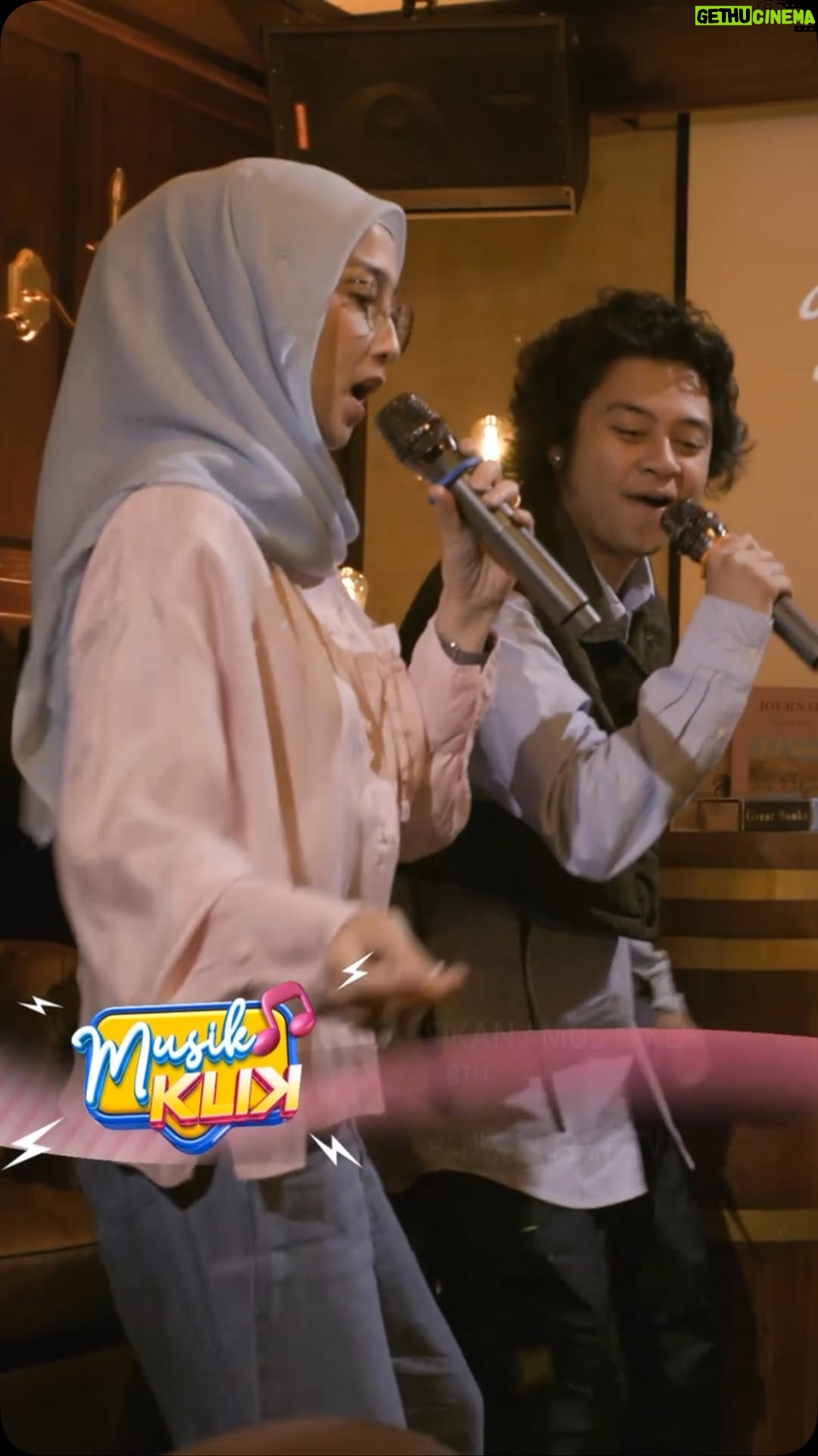 Desy Ratnasari - 4.5K Likes - nonton yaaaaa….sore nanti…..🙏🏻🤗