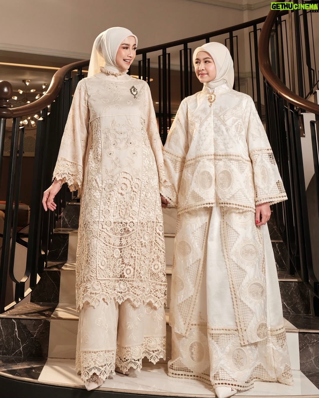 Desy Ratnasari - 6.5K Likes - Hari Raya is an opportunity for Desy Ratnasari @desyratnasariterdepan to spend more time together with her daughter to strengthen their relationship. One simple way to do that is by wearing matching outfits from Ayu Dyah Andari’s Raya Collection to enliven the Hari Raya celebration. 

#byayudyahandari #RayaWithADA